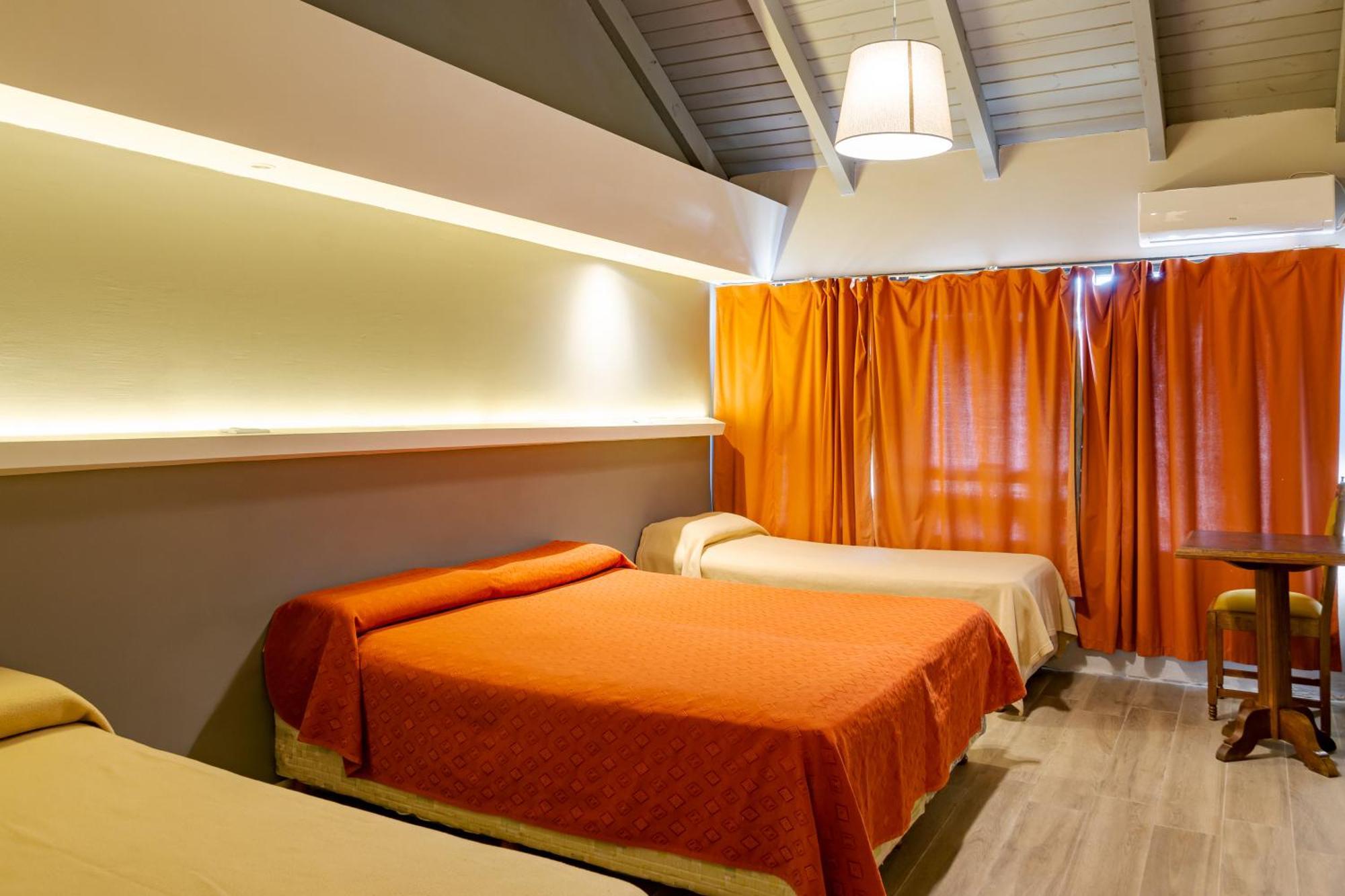 Hotel El Condado Villa Carlos Paz Dış mekan fotoğraf